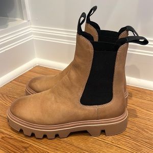 Rag and Bone Quest Chelsea Boots - Brand New!